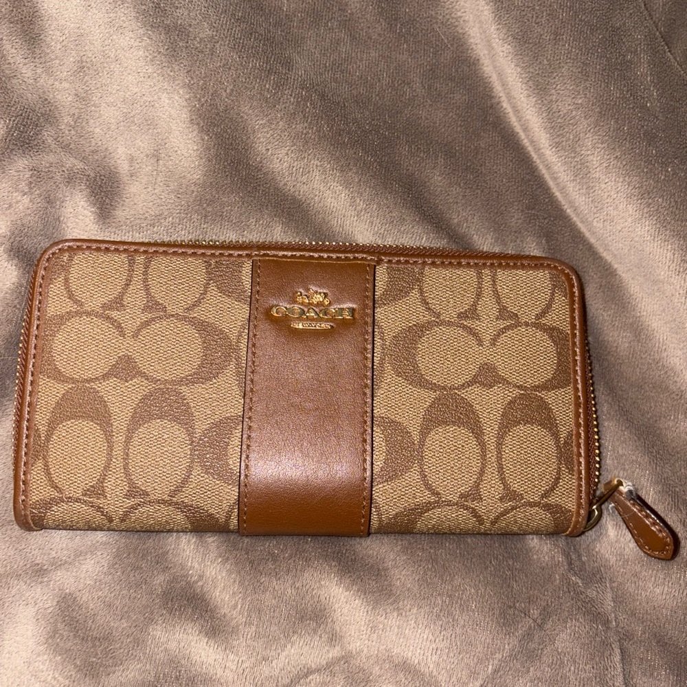 Coach Brown Signature Wallet